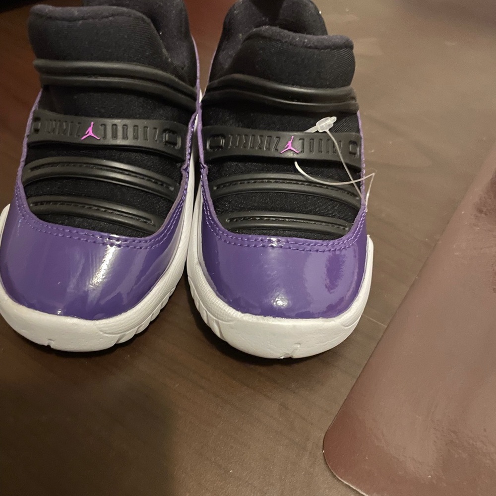 Toddler Jordan’s 5c